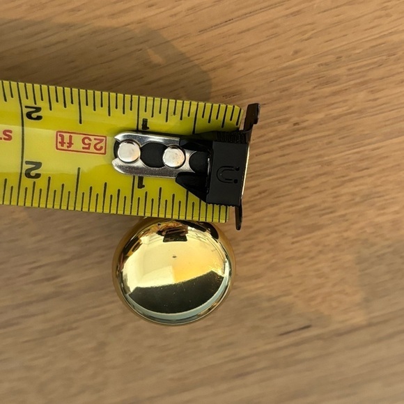 Set of 2 cabinet door knobs Solid brass. New - Picture 6 of 9